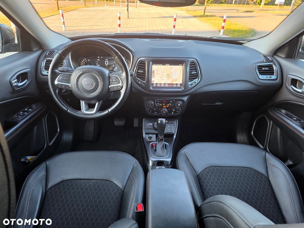 Jeep Compass - 18