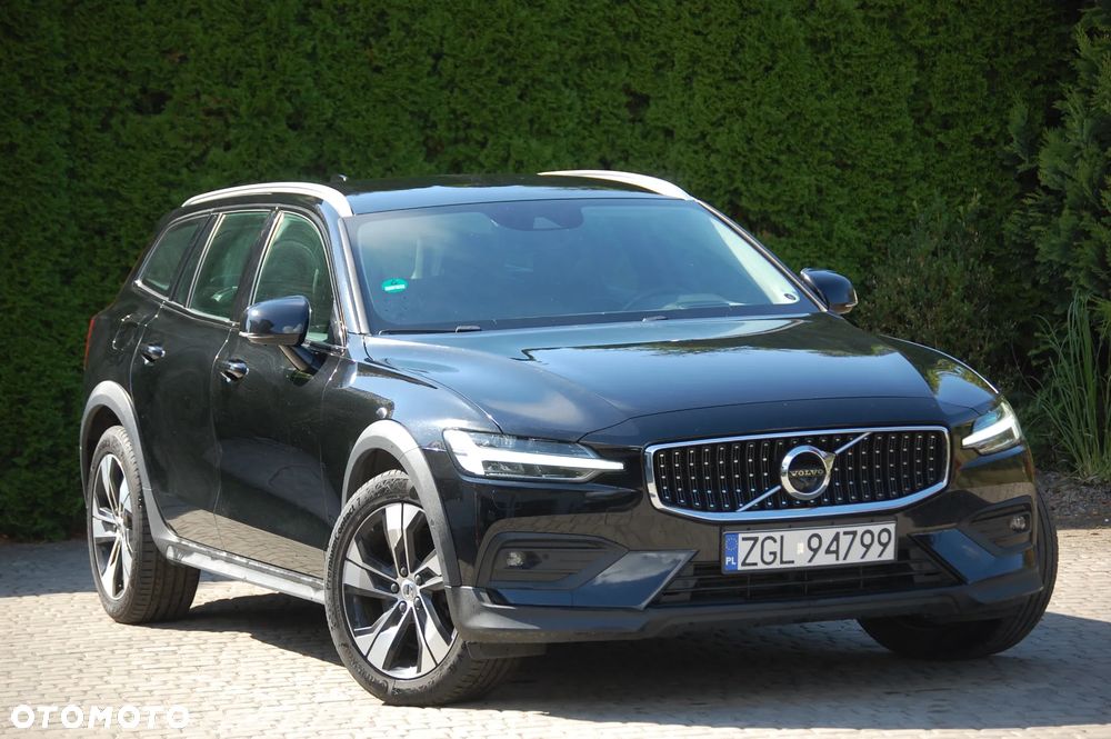 Volvo V60 Cross Country D4 AWD Geartronic Pro - 24