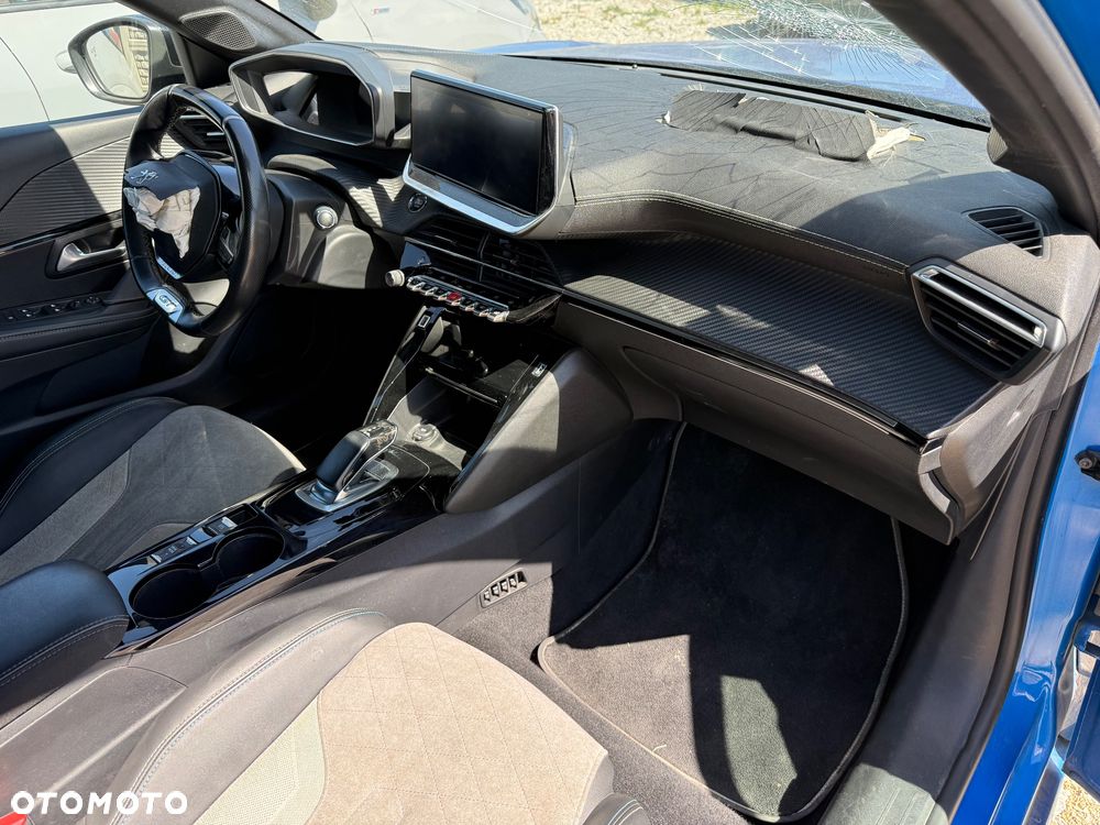 Peugeot 208 GT Line - 20