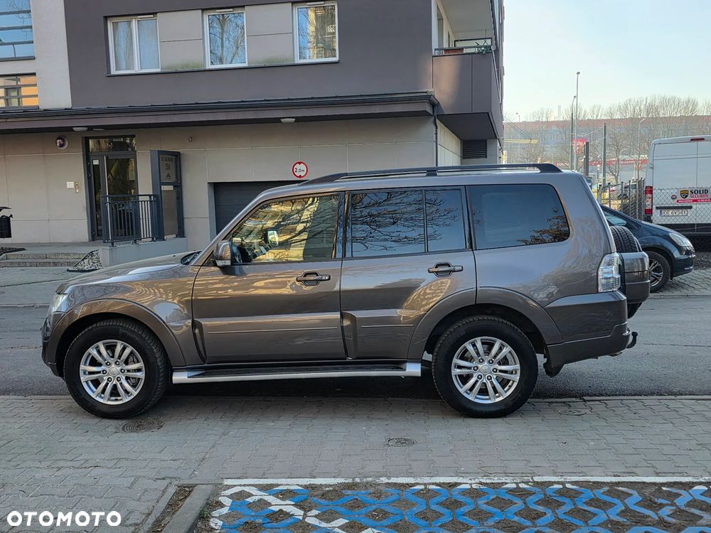 Mitsubishi Pajero 3.2 DID Instyle - 8