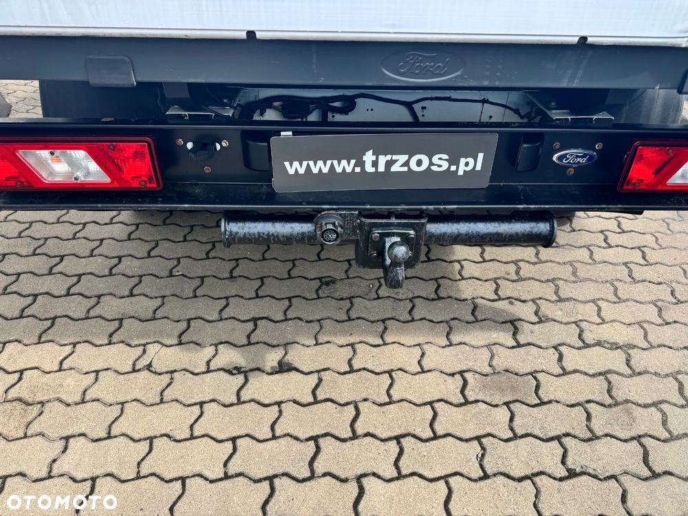 Ford Transit - 18