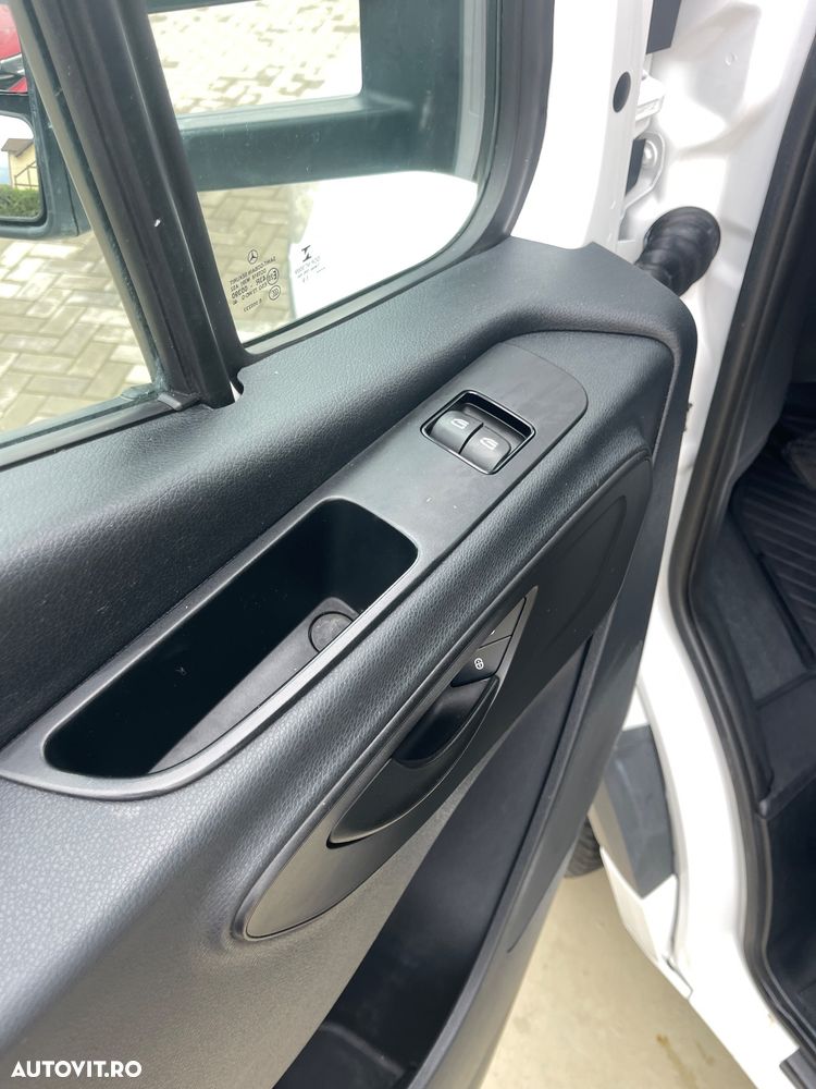 Mercedes-Benz Sprinter 516CDI KOFFER  FRIGORIFIC  PUNTE DUBLA - 27