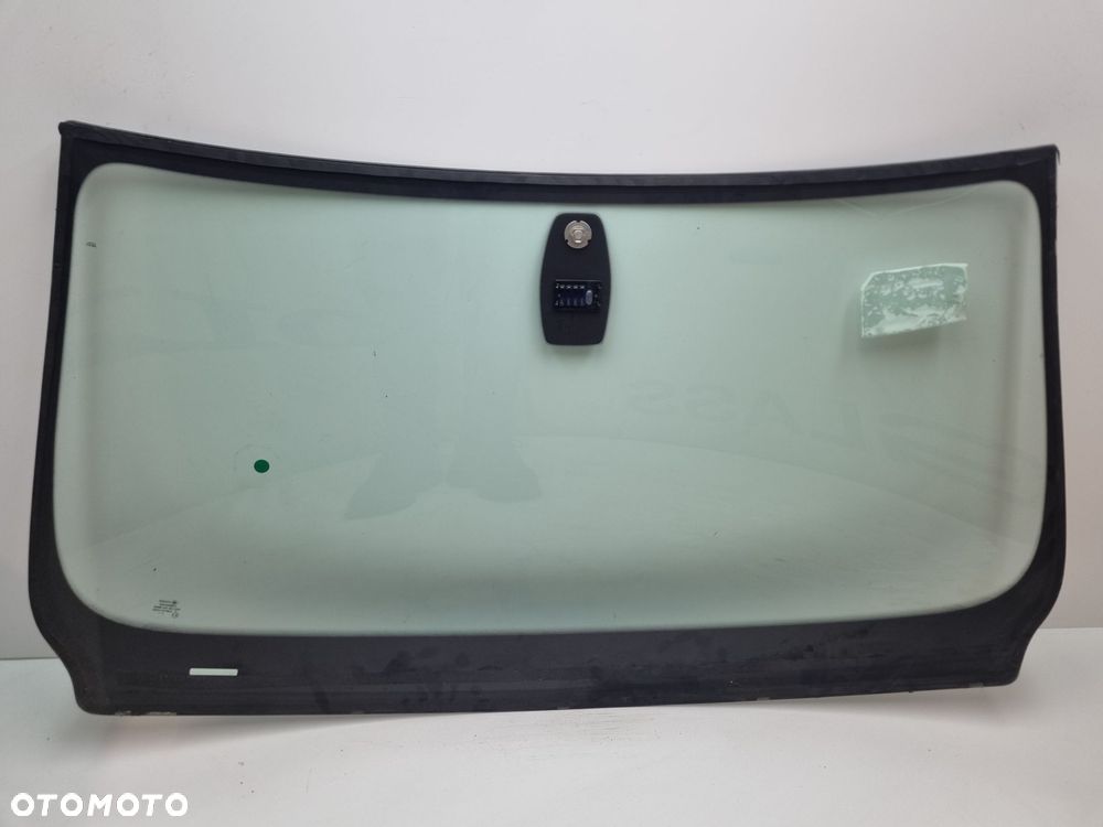 Szyba przednia BMW SERIA 3 E90 2005-2012 - 1