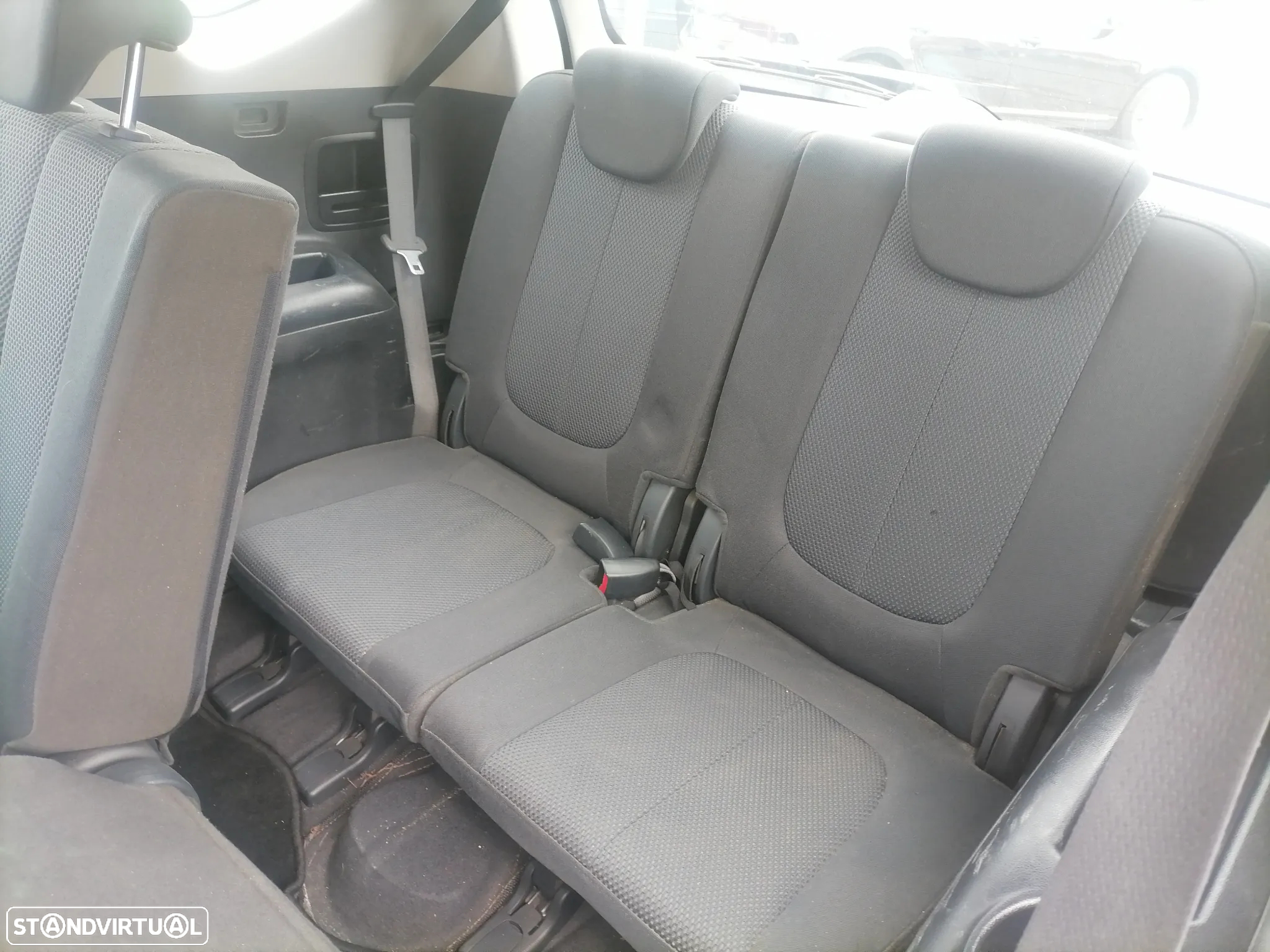 Kia Carens 2.0 CRDi EX - 10