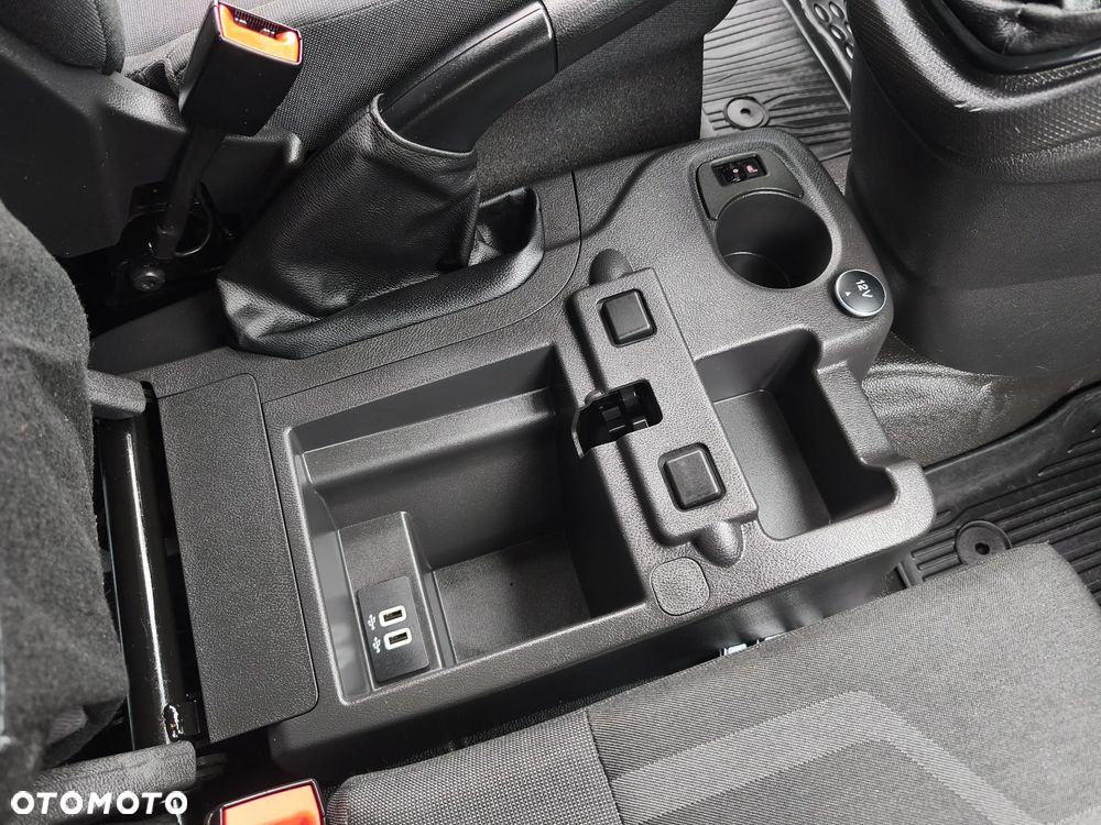 Ford Transit Connect - 35