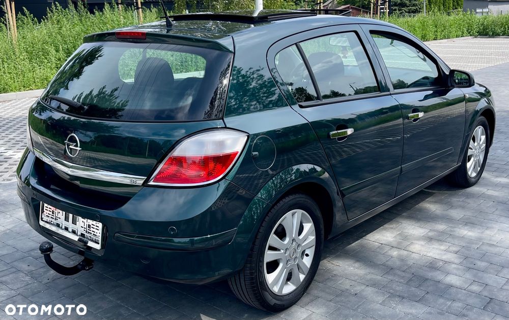Opel Astra 1.8 Edition Plus - 9