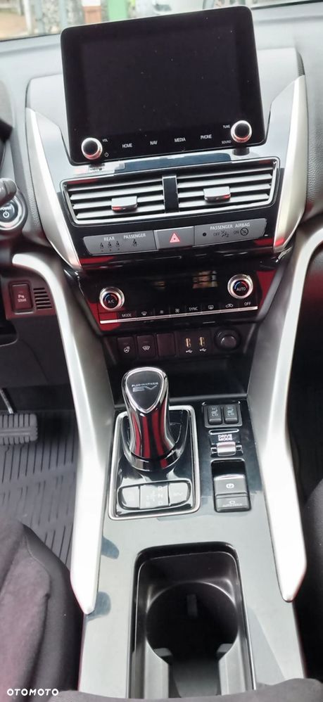 Mitsubishi Eclipse Cross - 13