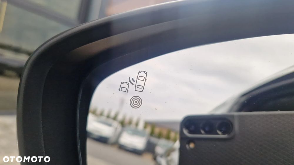 Peugeot 508 BlueHDi 180 EAT6 Stop&Start GT - 38