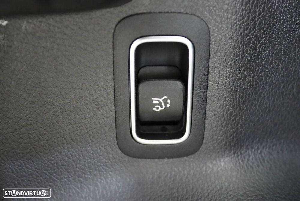 Mercedes-Benz EQA 250 Progressive - 17