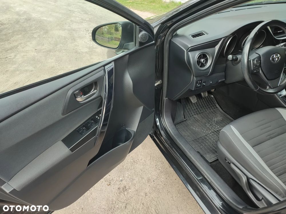 Toyota Auris 1.2 Turbo Edition-S - 18