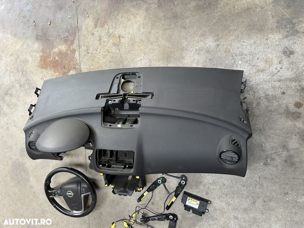 Airbag volan, plansa bord, centuri OPEL MERIVA B an 2012 - 4