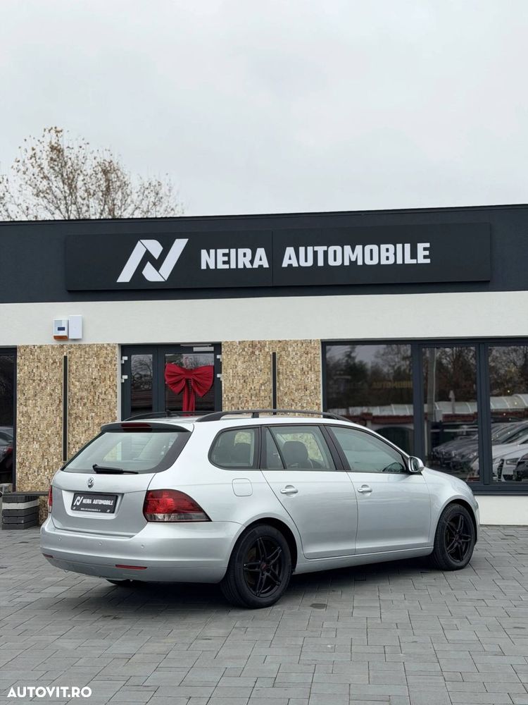 Volkswagen Golf - 32