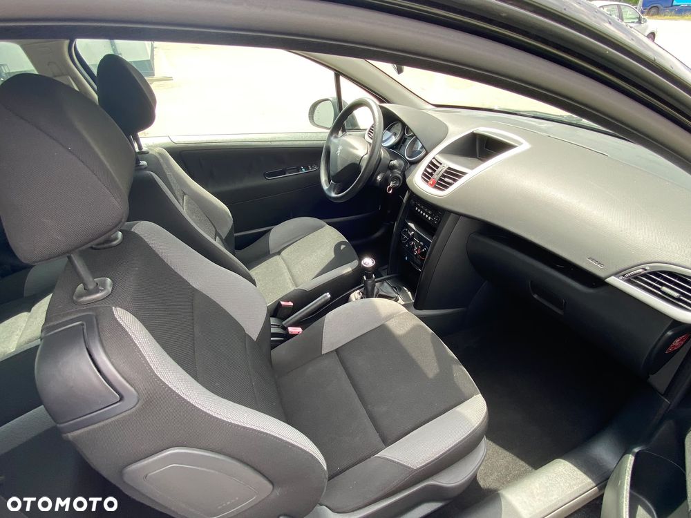 Peugeot 207 1.4 U Move - 18