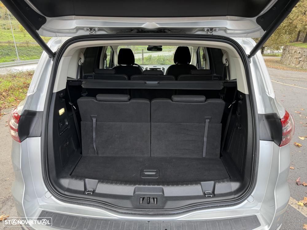 Ford S-Max 2.0 TDCi Titanium Powershift - 29