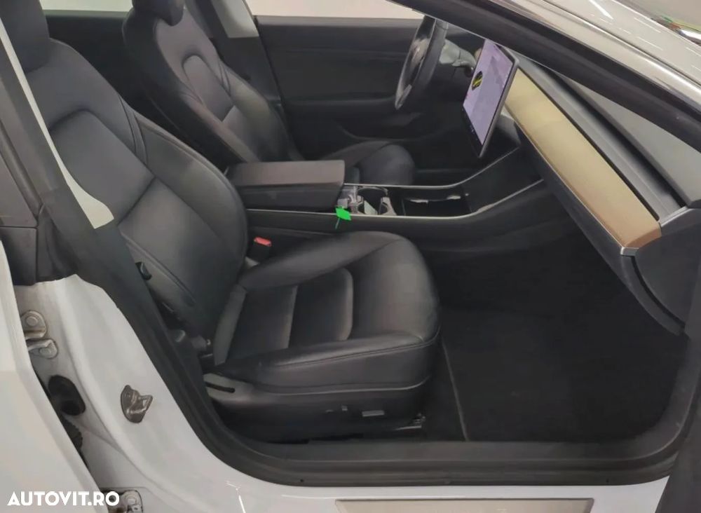 Tesla Model 3 AWD Dual Motor - 12