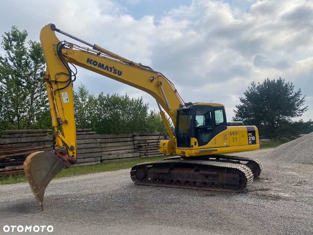 Komatsu PC 210 LC - 6