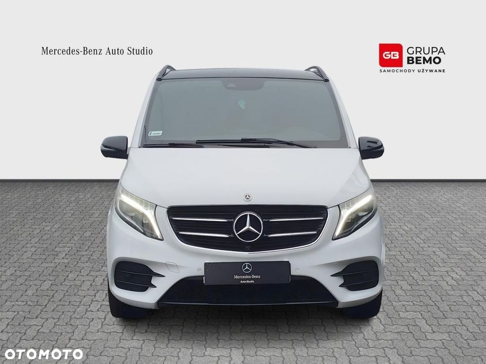 Mercedes-Benz Klasa V - 9