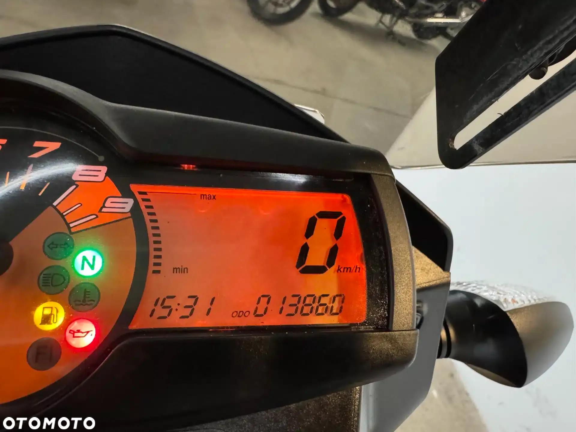 KTM Duke - 33