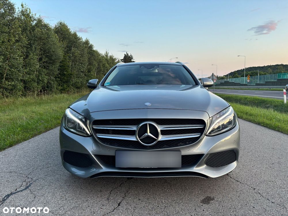 Mercedes-Benz Klasa C 180 7G-TRONIC Exclusive - 38