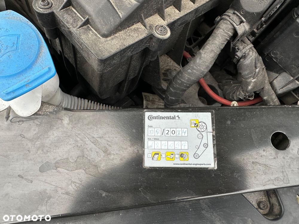 Volkswagen Passat 1.6 TDI (BlueMotion Technology) Trendline - 18