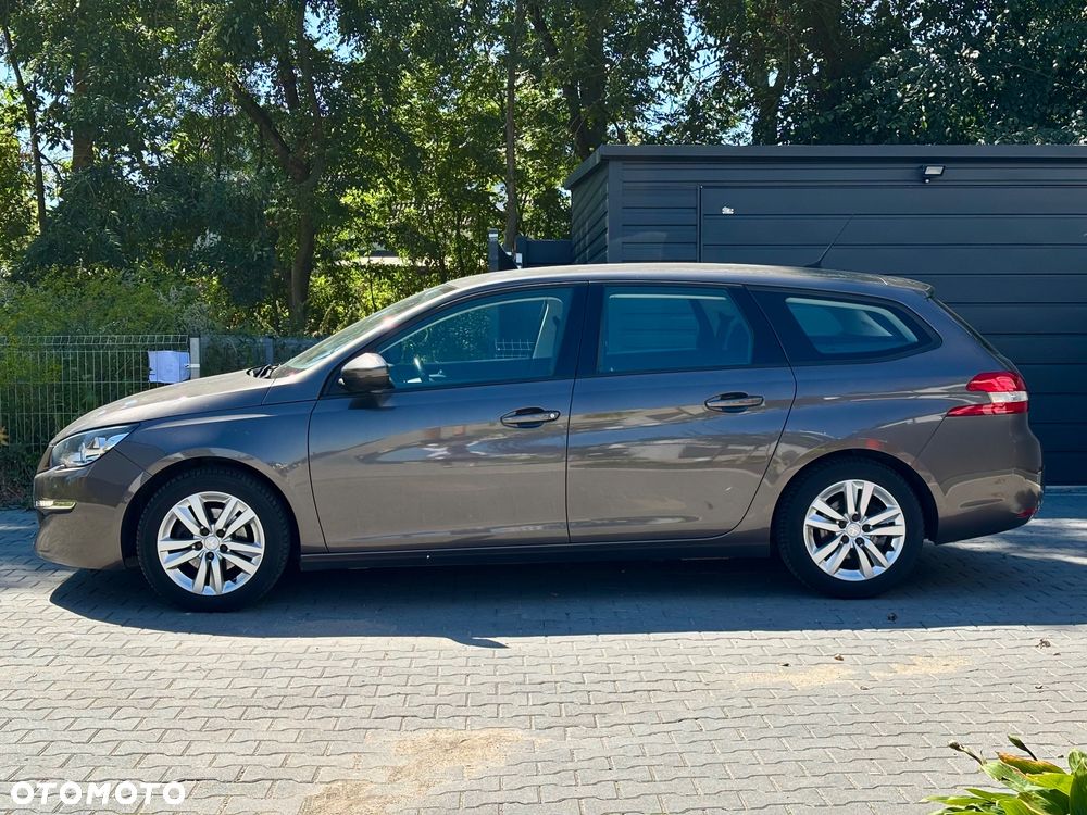 Peugeot 308 1.2 PureTech Allure S&S - 6