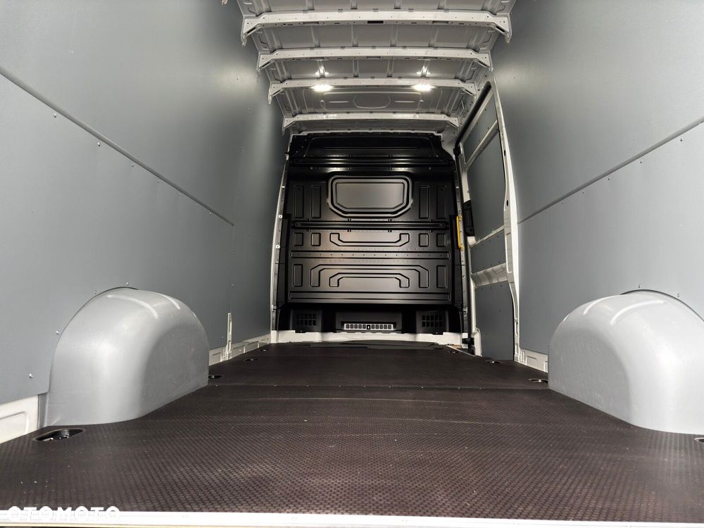Volkswagen Crafter 2.0 TDI 177KM L4H3 6bm 3m - 13