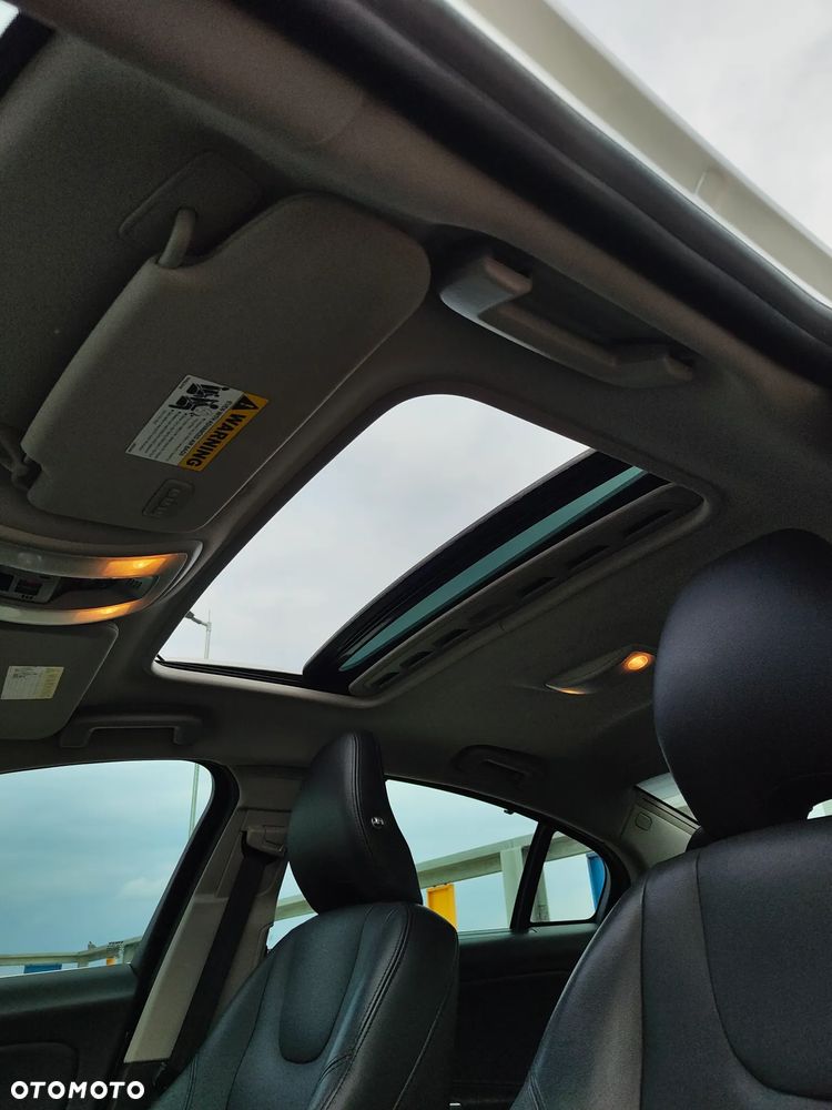 Volvo S60 - 38