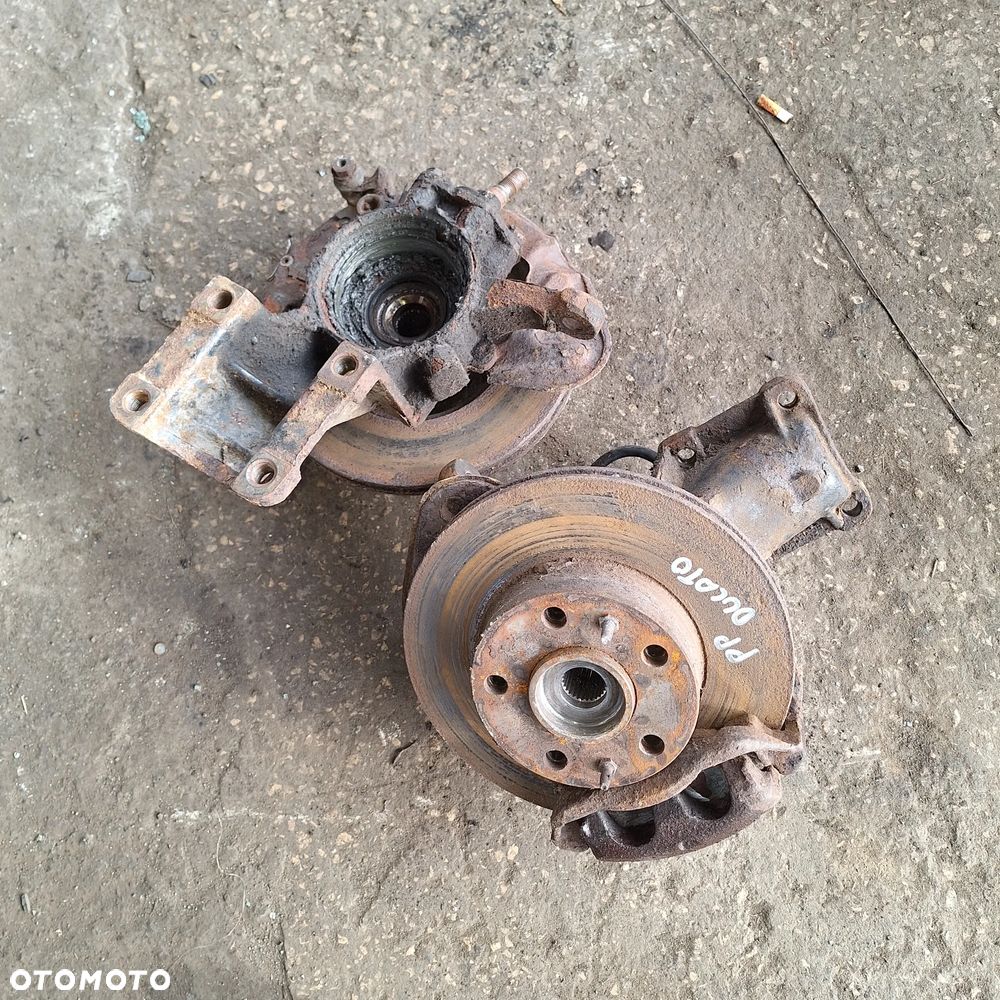 ZWROTNICA PIASTA PRAWA LEWA PRZOD DUCATO JUMPER 2.8 JTD 02-06 - 2