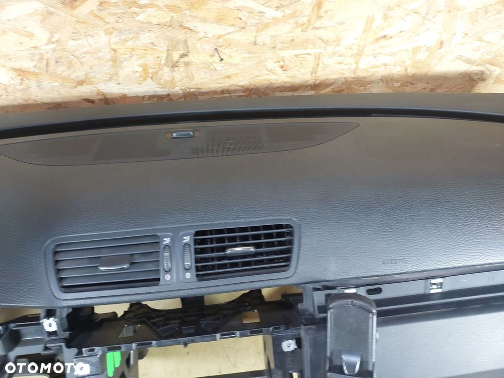 PASSAT B6 DESKA ROZDZIELCZA KONSOLA DEMONTAŻ - 7