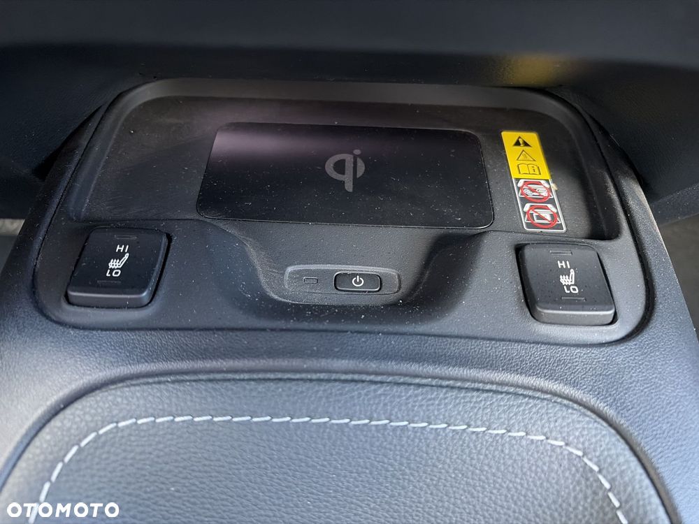 Toyota Corolla 1.8 Hybrid Style - 23