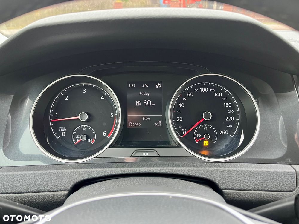 Volkswagen Golf 1.6 TDI (BlueMotion Technology) Comfortline - 22