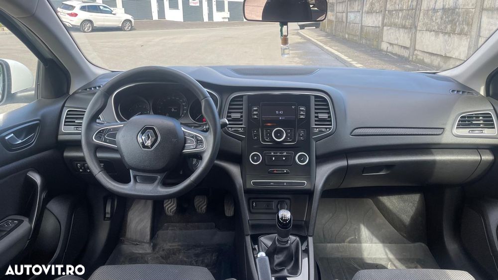 Renault Megane Blue dCi Life - 4