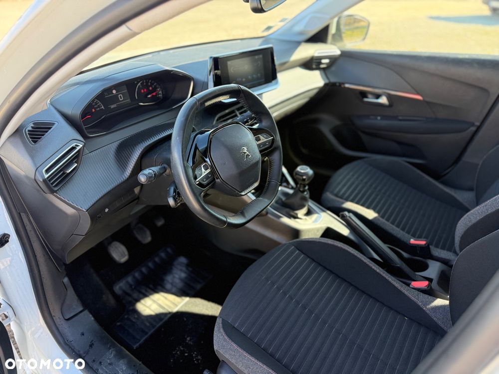 Peugeot 208 1.2 PureTech Active S&S - 11