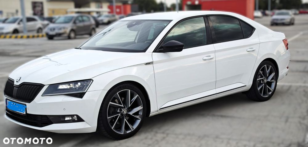 Skoda Superb 2.0 TDI Sportline DSG - 3