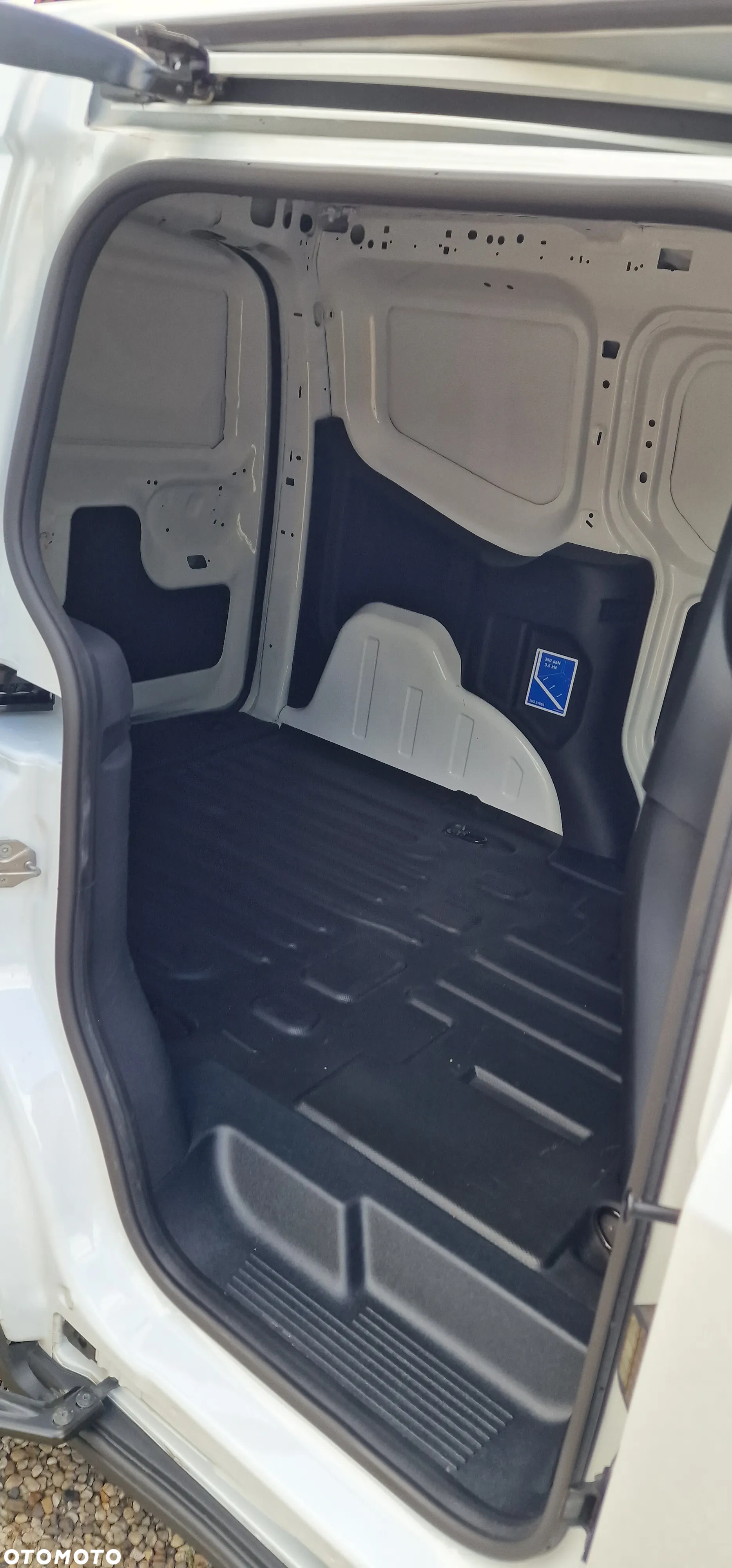 Ford Transit Courier 1,0 l EcoBoost Trend - 14