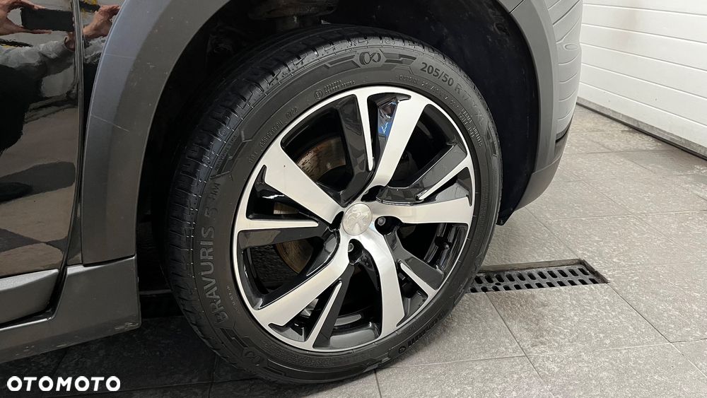 Peugeot 2008 PureTech 130 Stop&Start GT-Line Edition - 22