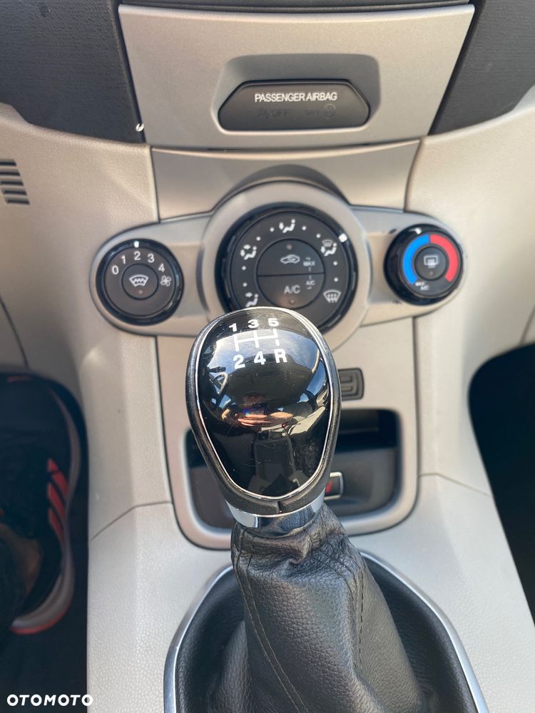 Ford Fiesta 1.0 EcoBoost Platinium X - 20