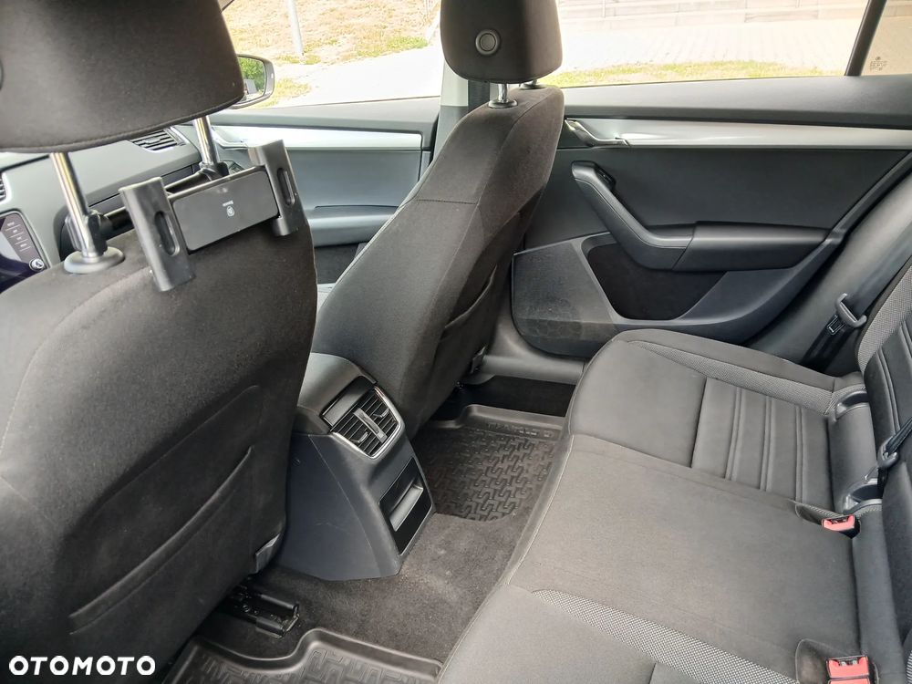 Skoda Octavia 1.5 TSI ACT Ambition - 9