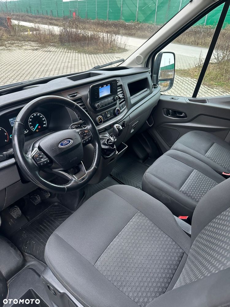 Ford Transit - 12