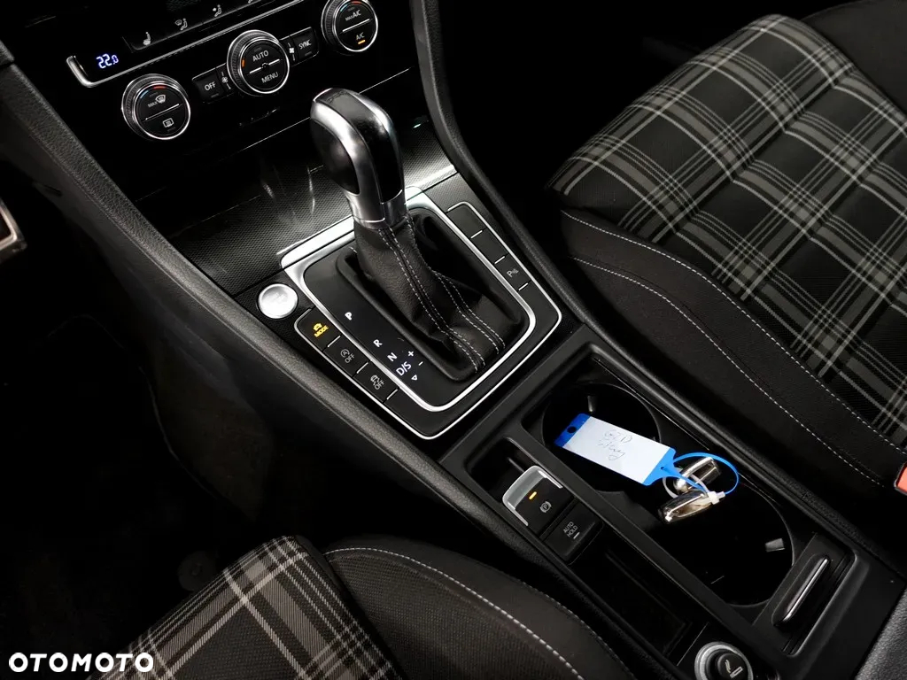 Volkswagen Golf VII 2.0 TDI BMT GTD DSG - 22