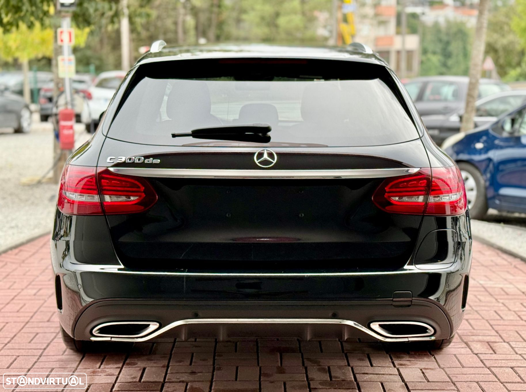Mercedes-Benz C 300 de AMG Line - 11