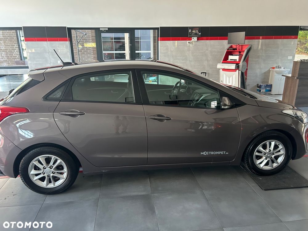 Hyundai i30 1.6 CRDi BlueDrive Classic - 9