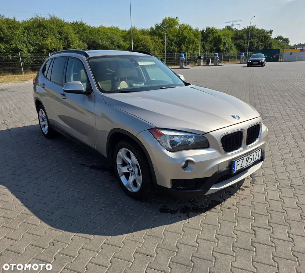 BMW X1 xDrive28i xLine - 3