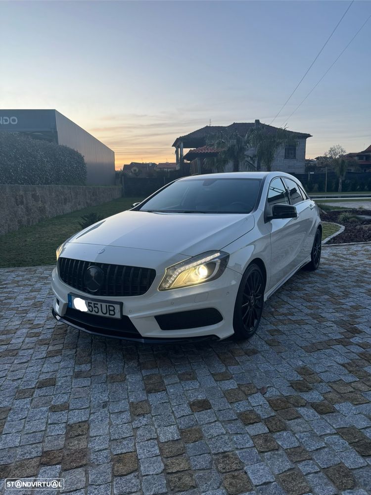 Mercedes-Benz A 180 d AMG Line - 29