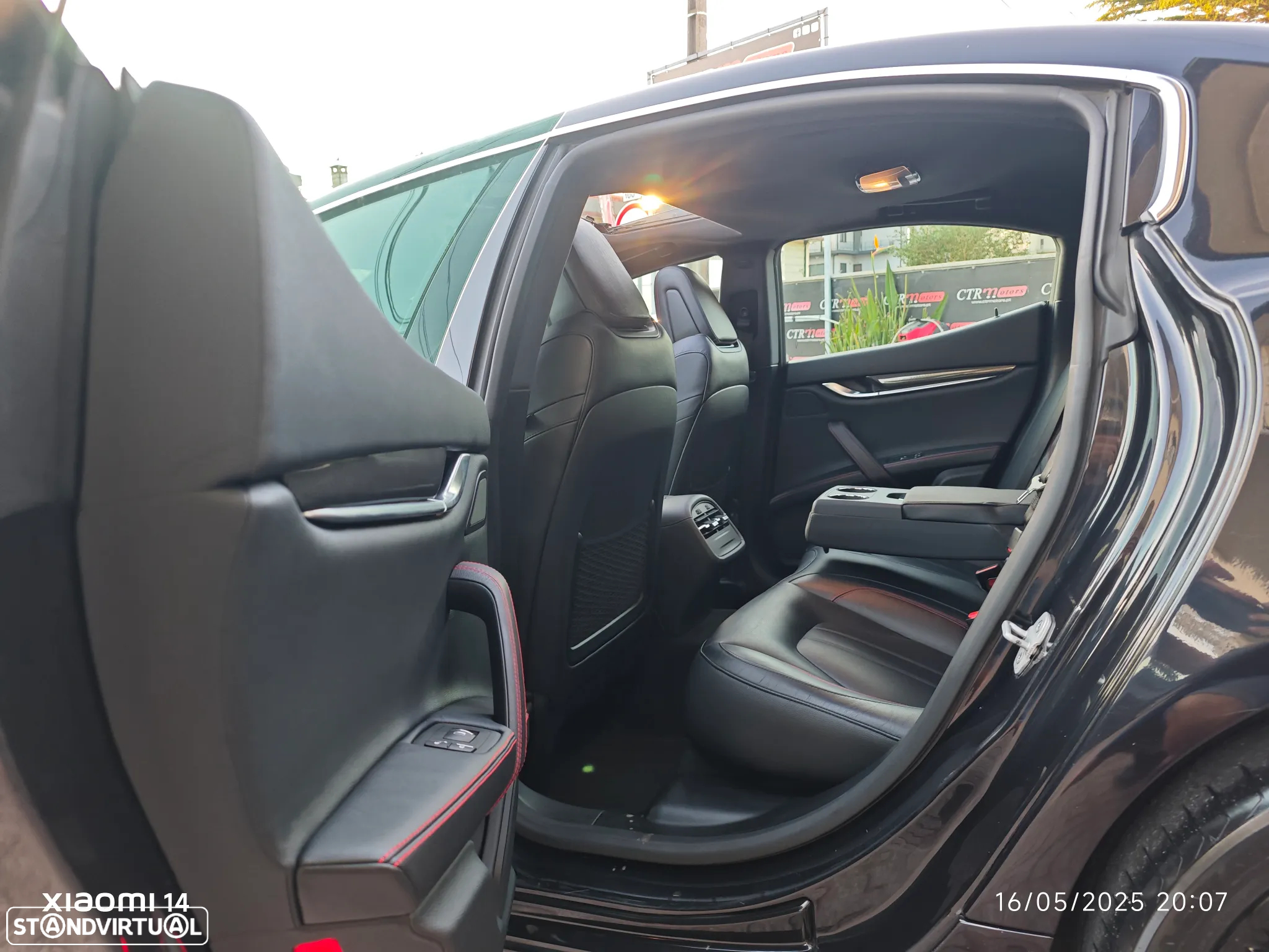 Maserati Ghibli 3.0 V6 GranLusso - 22