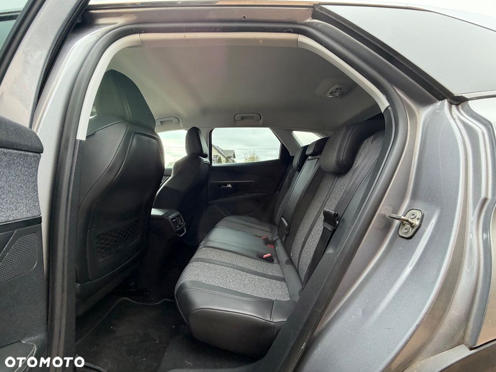 Peugeot 3008 - 13
