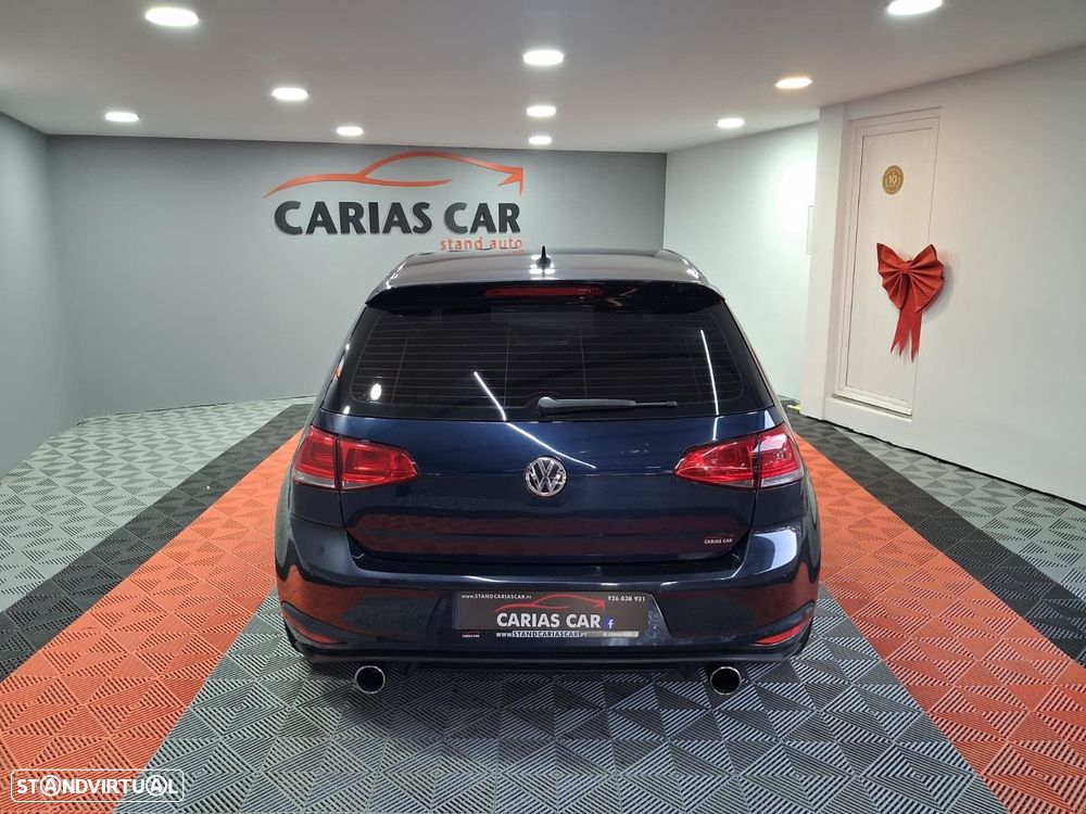 VW Golf - 5