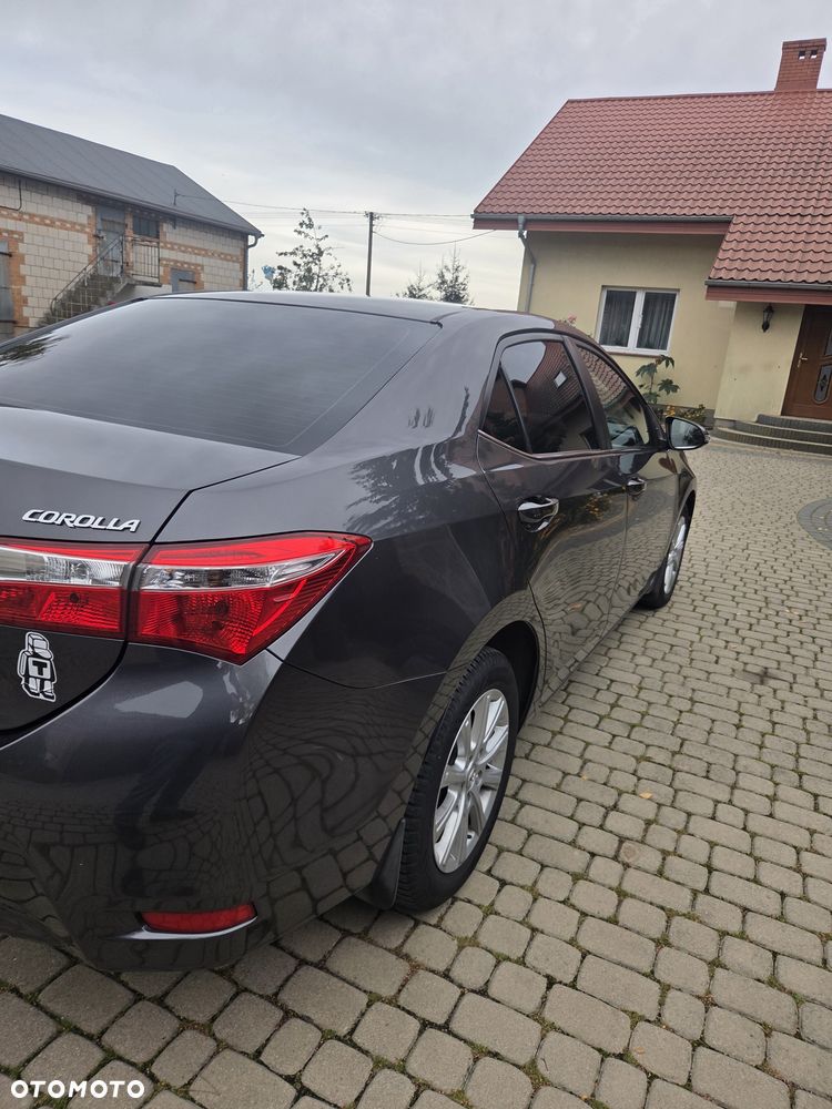 Toyota Corolla - 15