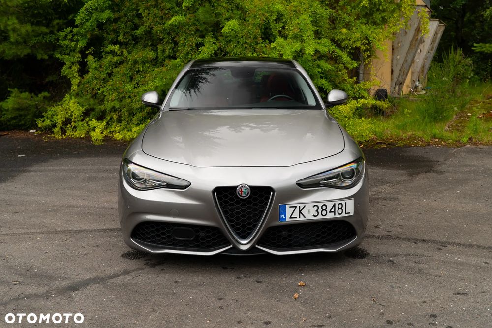 Alfa Romeo Giulia - 2