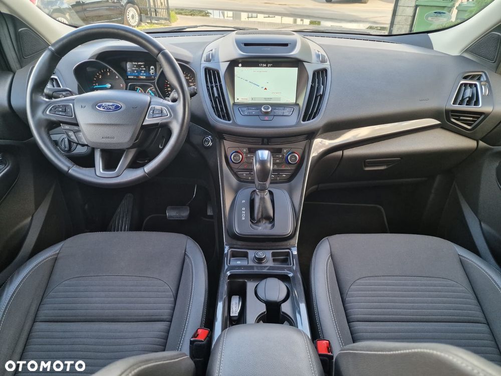 Ford Kuga 2.0 TDCi 2x4 Titanium - 25